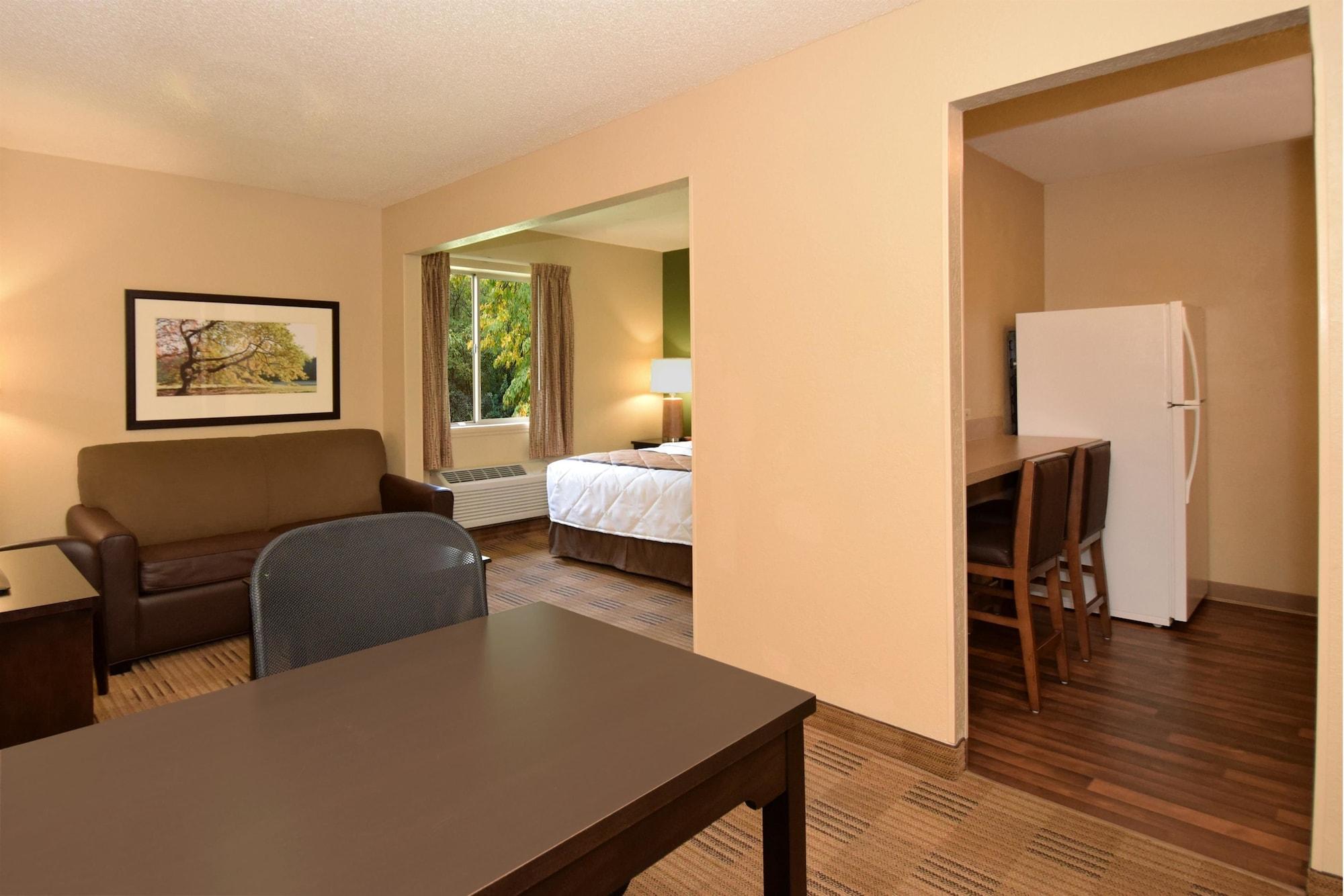 Extended Stay America Select Suites - Greenville - Haywood Mall Екстериор снимка