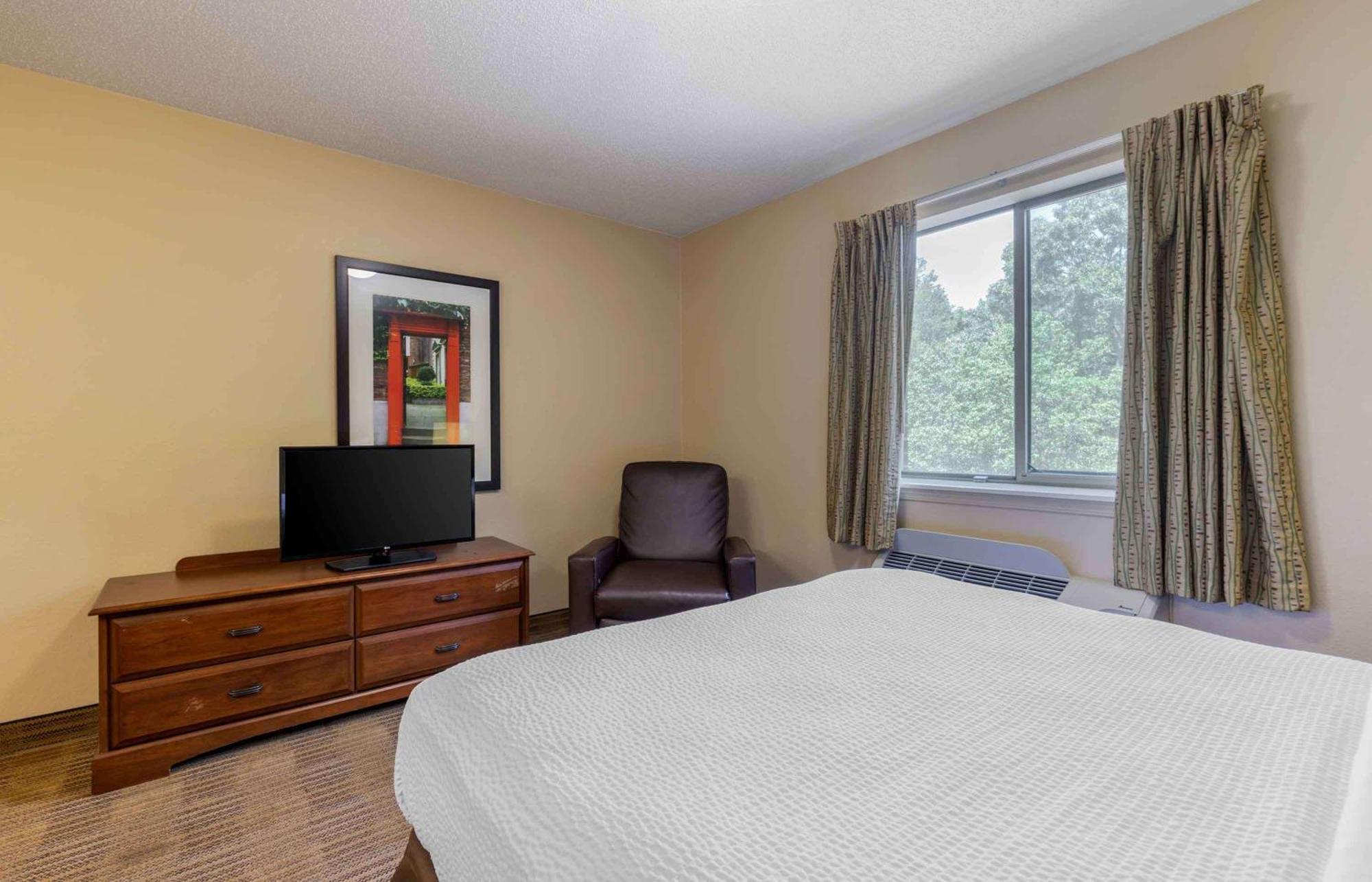 Extended Stay America Select Suites - Greenville - Haywood Mall Екстериор снимка