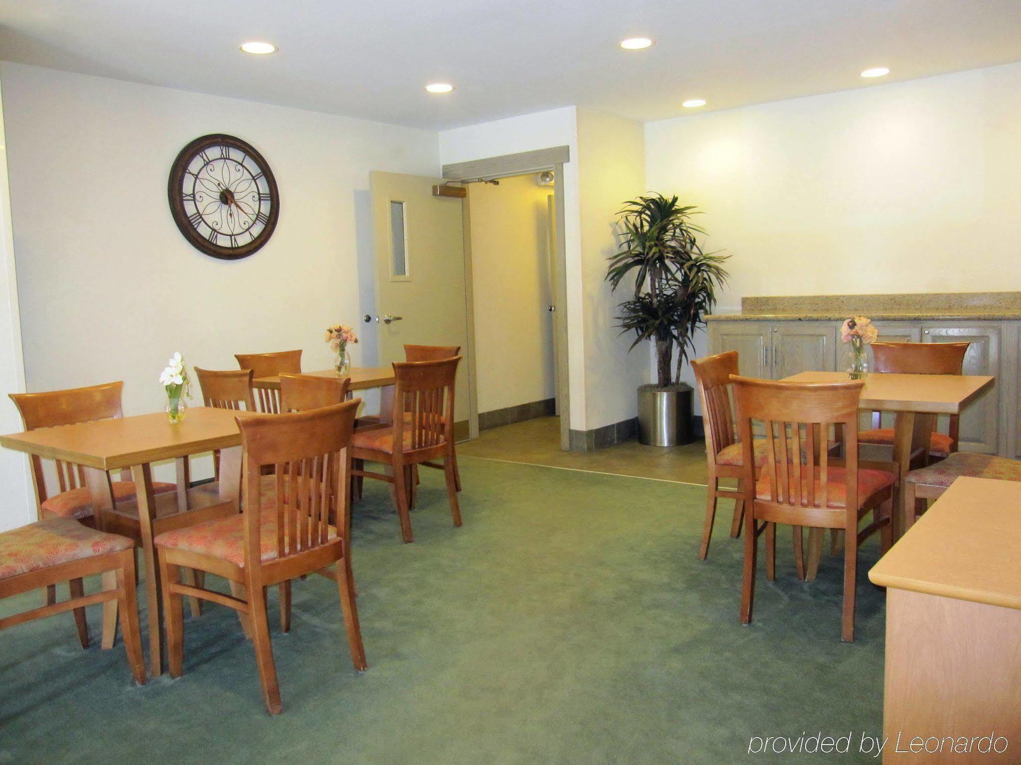 Extended Stay America Select Suites - Greenville - Haywood Mall Екстериор снимка