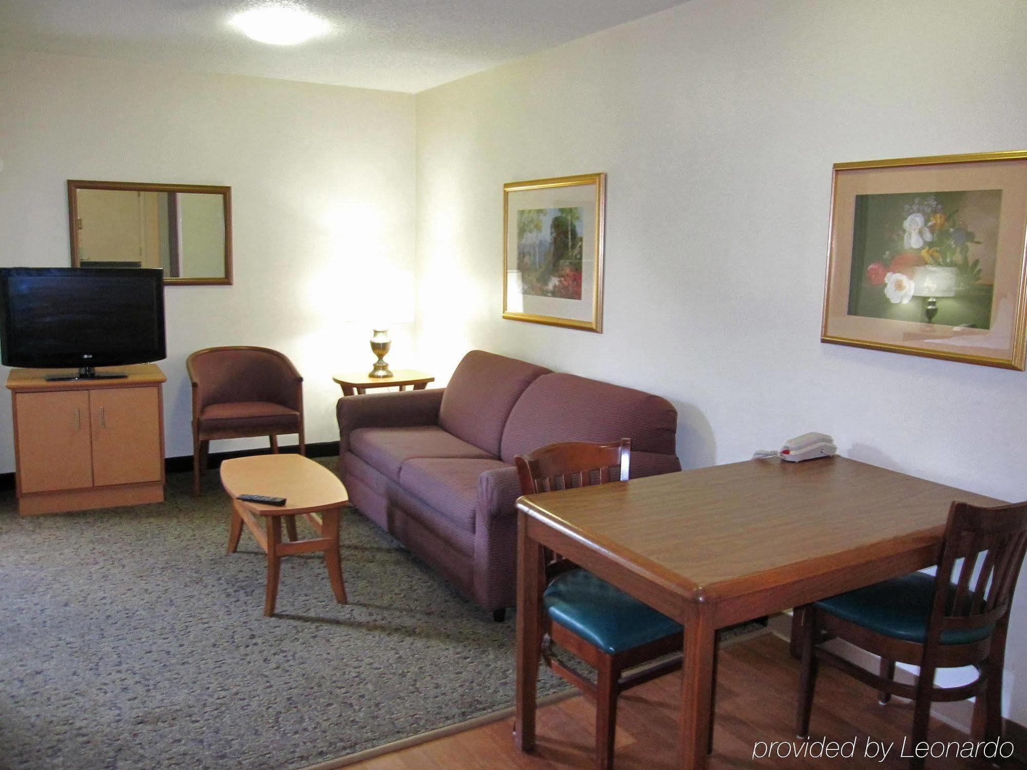 Extended Stay America Select Suites - Greenville - Haywood Mall Екстериор снимка